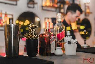 Hiu Kitchen - Bar