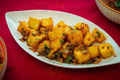 Beirut Restaurant - Villa & Pool