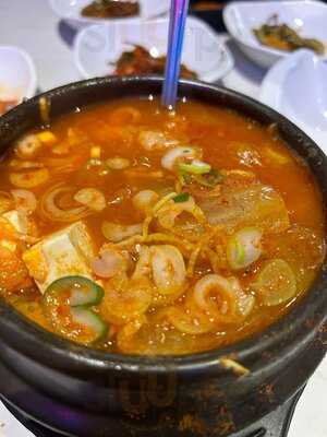 Cheongdam Korean Bbq & Sushi