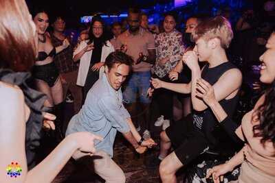 Last Stop Bar N Lounge