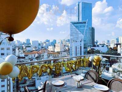 Búp Sky Lounge & Restaurant