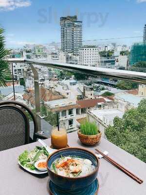 Búp Sky Lounge & Restaurant