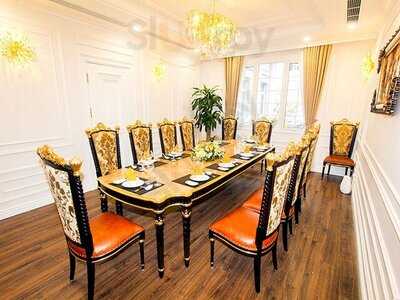 37 Hùng Vương Restaurant