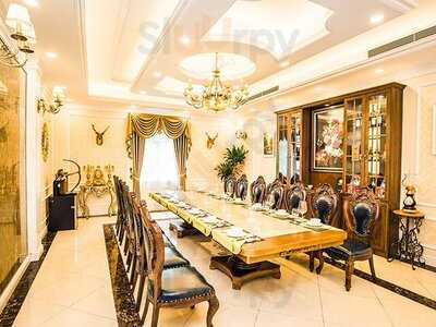 37 Hùng Vương Restaurant