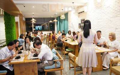 Kamalas Vegan Restaurant And Lounge