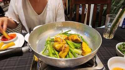 Chả Cá Hàng Sơn