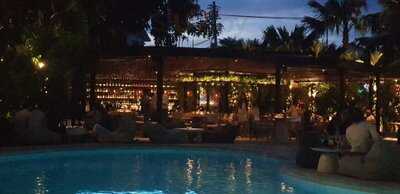 The Brix - Eatery & Bar Lounge