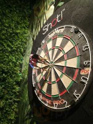 Escape Lounge And Rooftop