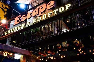 Escape Lounge And Rooftop