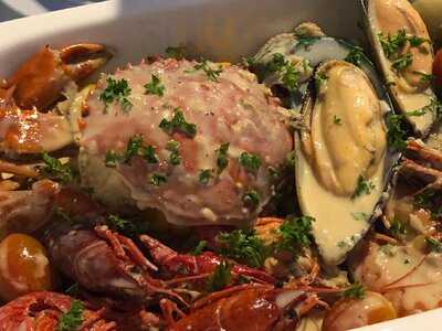 Summer Crab - Seafood And Bar