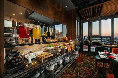 Pine & Dine Skybar And Restaurant