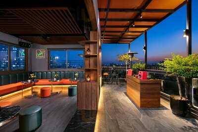 Pine & Dine Skybar And Restaurant