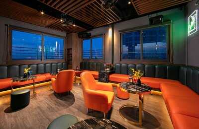 Pine & Dine Skybar And Restaurant