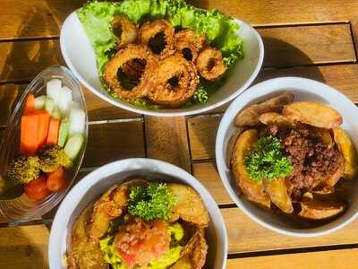 Material Cafe & Craft Beer - Western Style