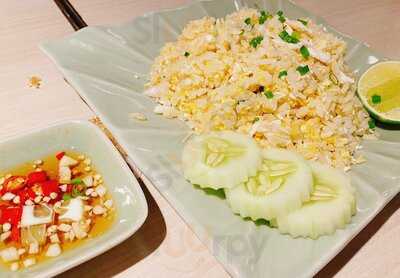 Som ตำ Thai - Estella Place