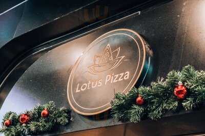 Lotus Pizza