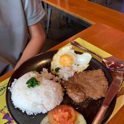 Pho 24 (quoc Huong Branch)