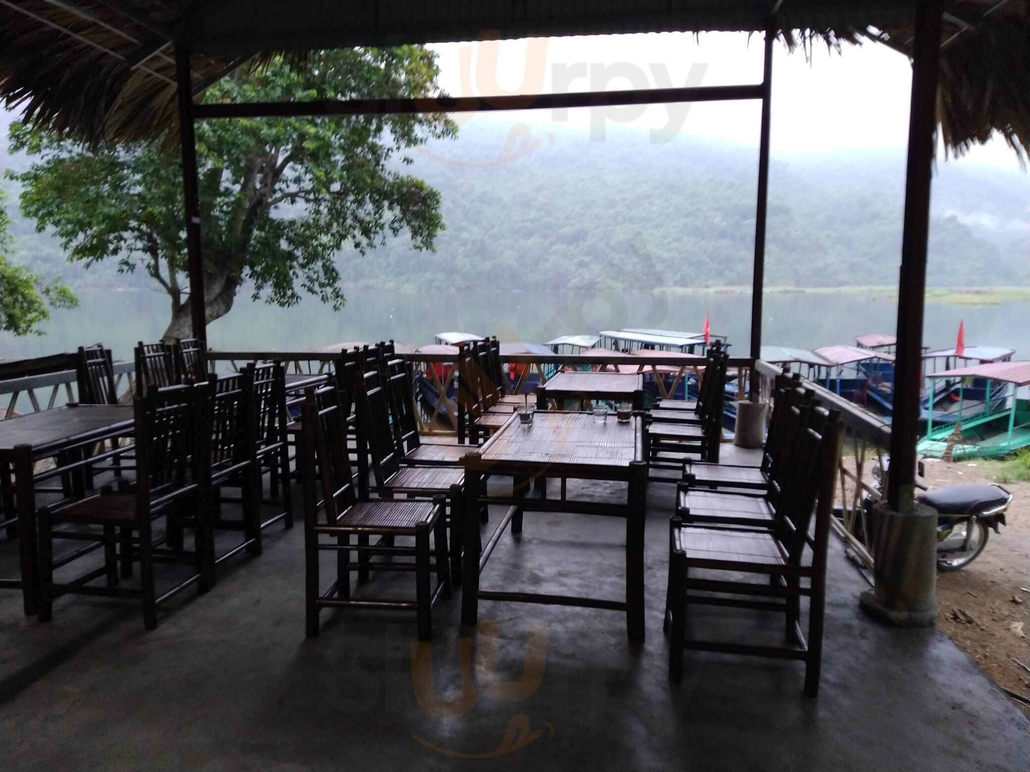 Nhà Hàng Phúc Khánh