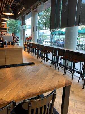 Starbucks Vista