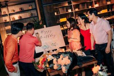 Teemayxo - Dining & Lounge