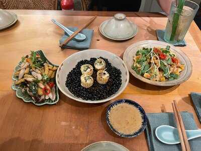 Đu Đủ Xanh | Tiệm Chay . Vegetarian