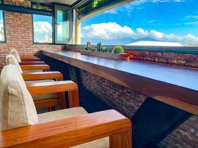 Trung Nguyên Legend