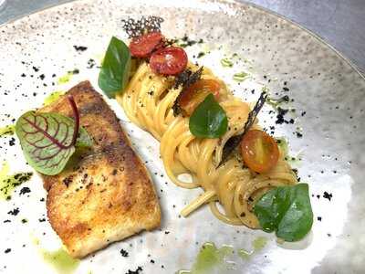 The Gate - Wine & Dining