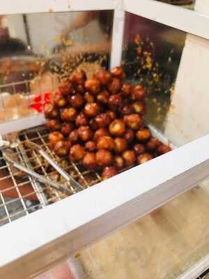 Bánh Rán 52 Hàng Chiếu