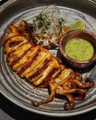 Fireworks Raw - Grill & Craft Bar