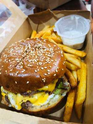 Sol Kitchen & Bar District 7