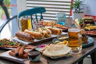 Fat Toni’s Slice Club