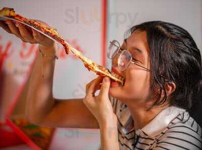 Fat Toni’s Slice Club