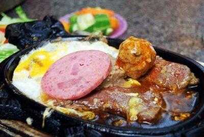 Quán Bánh Canh Bến Có