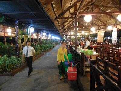 Tháp Ngà - Ẩm Thực Sinh Thái