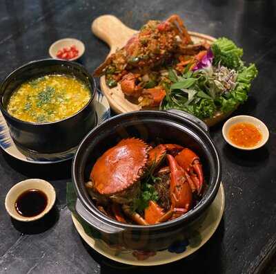 Hidden House - Vietnamese Restaurant & Drinks