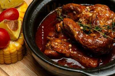 Black - Coffee, Pastry & Grill