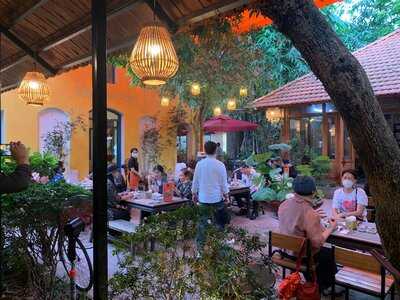 Vui Garden Coffee & Restaurant