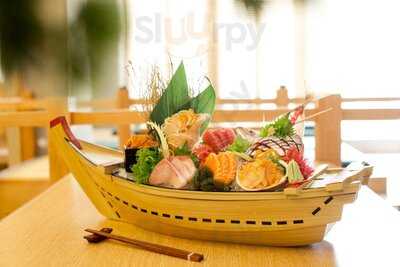 Chiyoda Sushi Saigon Court