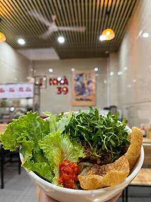 Cao Lau Xoi My Xiu Nha 39