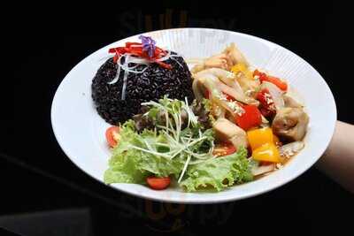 Piece Of Drink Café & Bistro