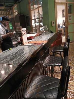 Koheis Bar - Cocktails & Tapas