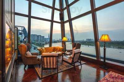 The Muse - Cocktail & Tapas Bar