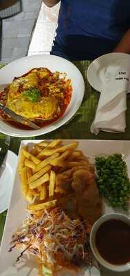 The Shamrock Irish Pub