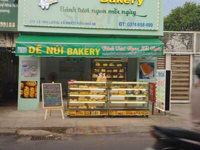 Tiệm Bánh Dê Núi