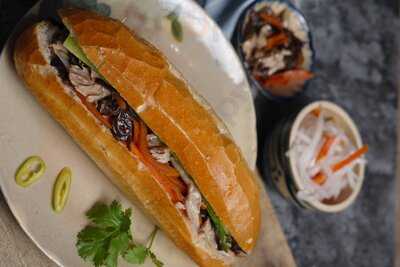 Vua Bánh Mì Hoàng Trọng Mậu