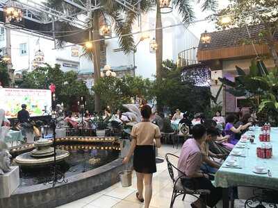 Nhà Hàng Đông Dương 112