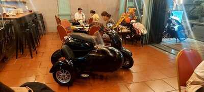 Hong Kong House - Hongkie's