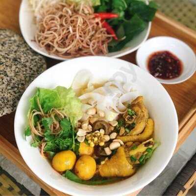 Mỳ Quảng Ba Xùy