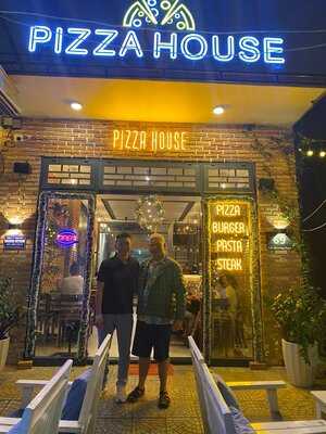 Pizza House