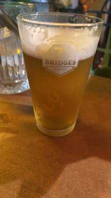 Tropical Craft Beer - Chill Bar